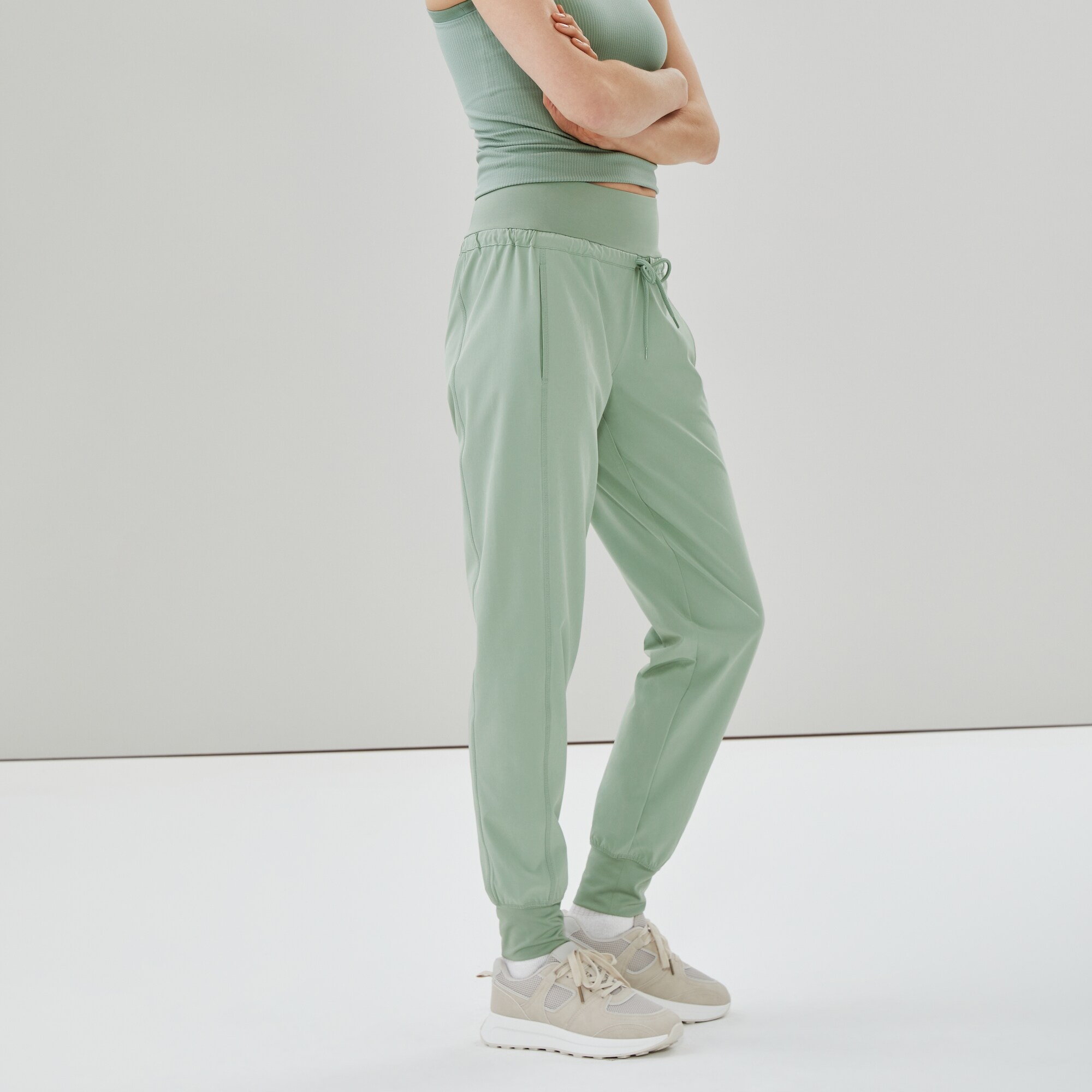 Active High Rise Jogger