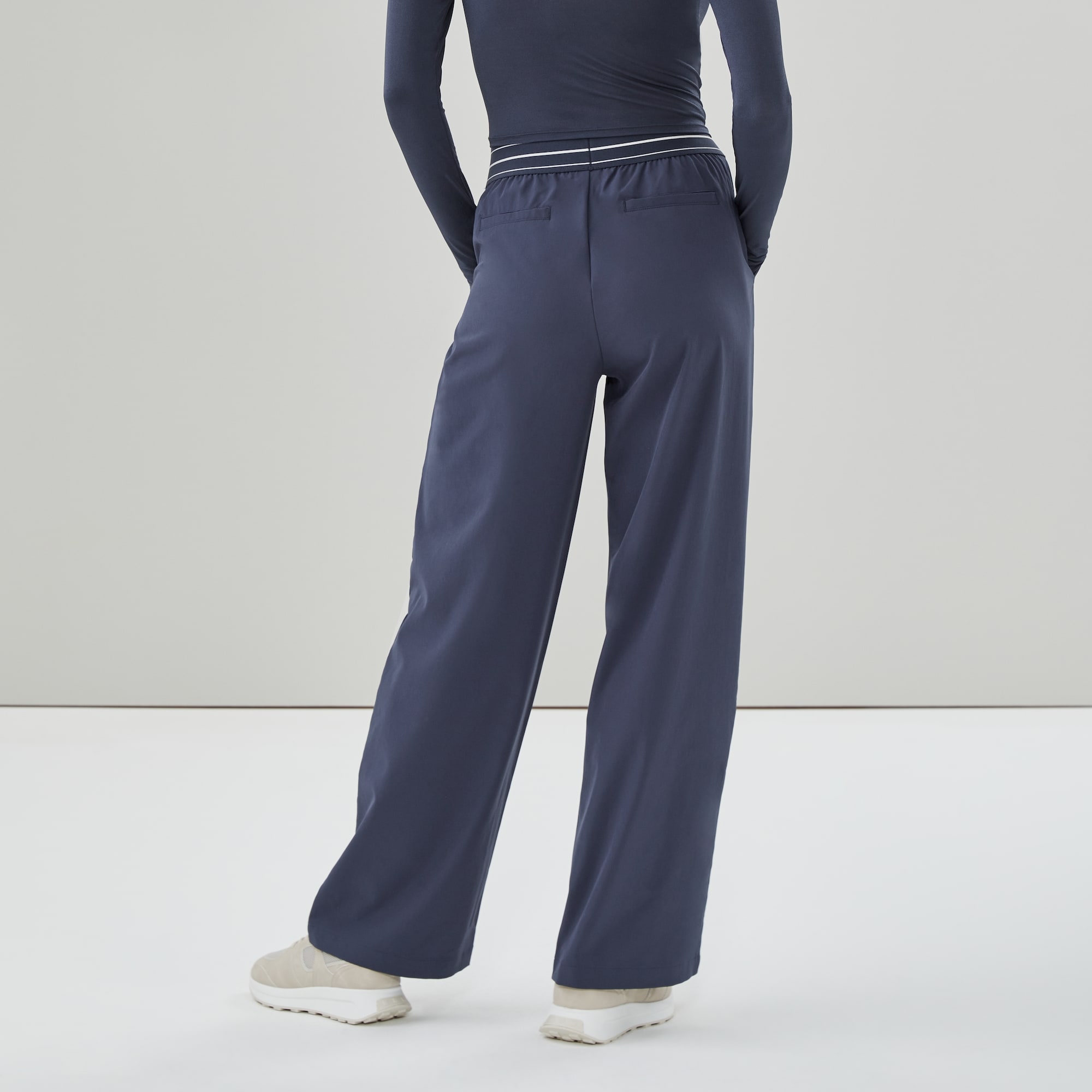 Alessia Straight Leg Trouser in Dark Navy from Joe Fresh