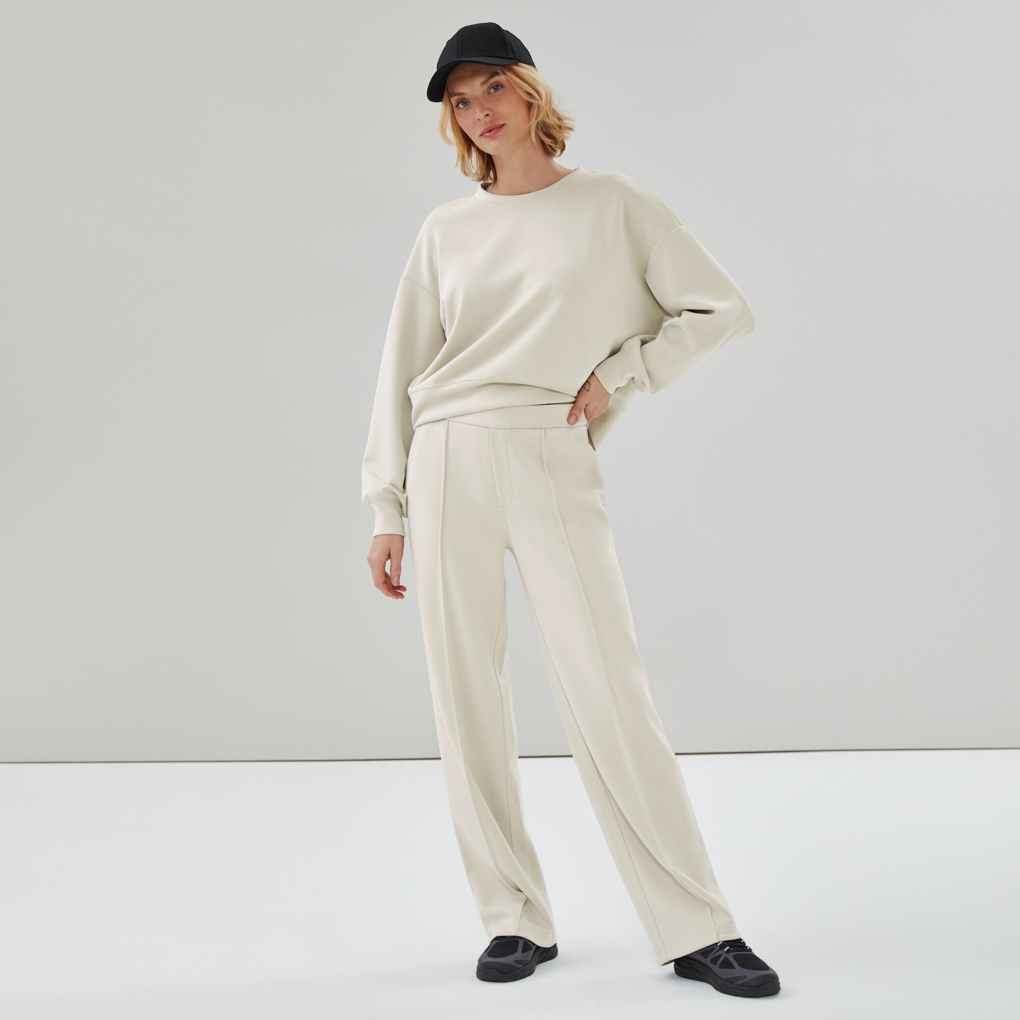 Pantalon en molleton FiniDoux à plis nervurés