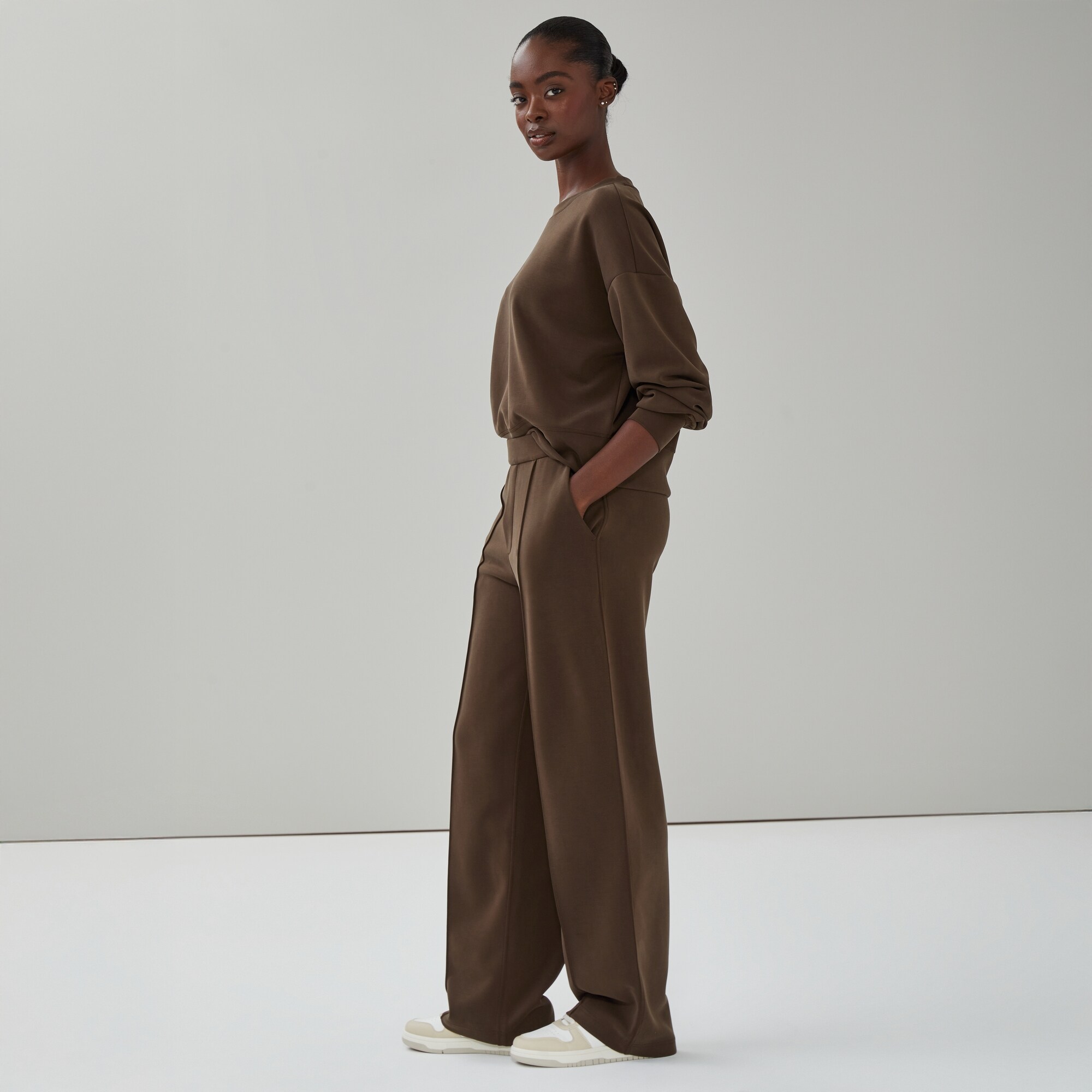 Pantalon en molleton FiniDoux à plis nervurés