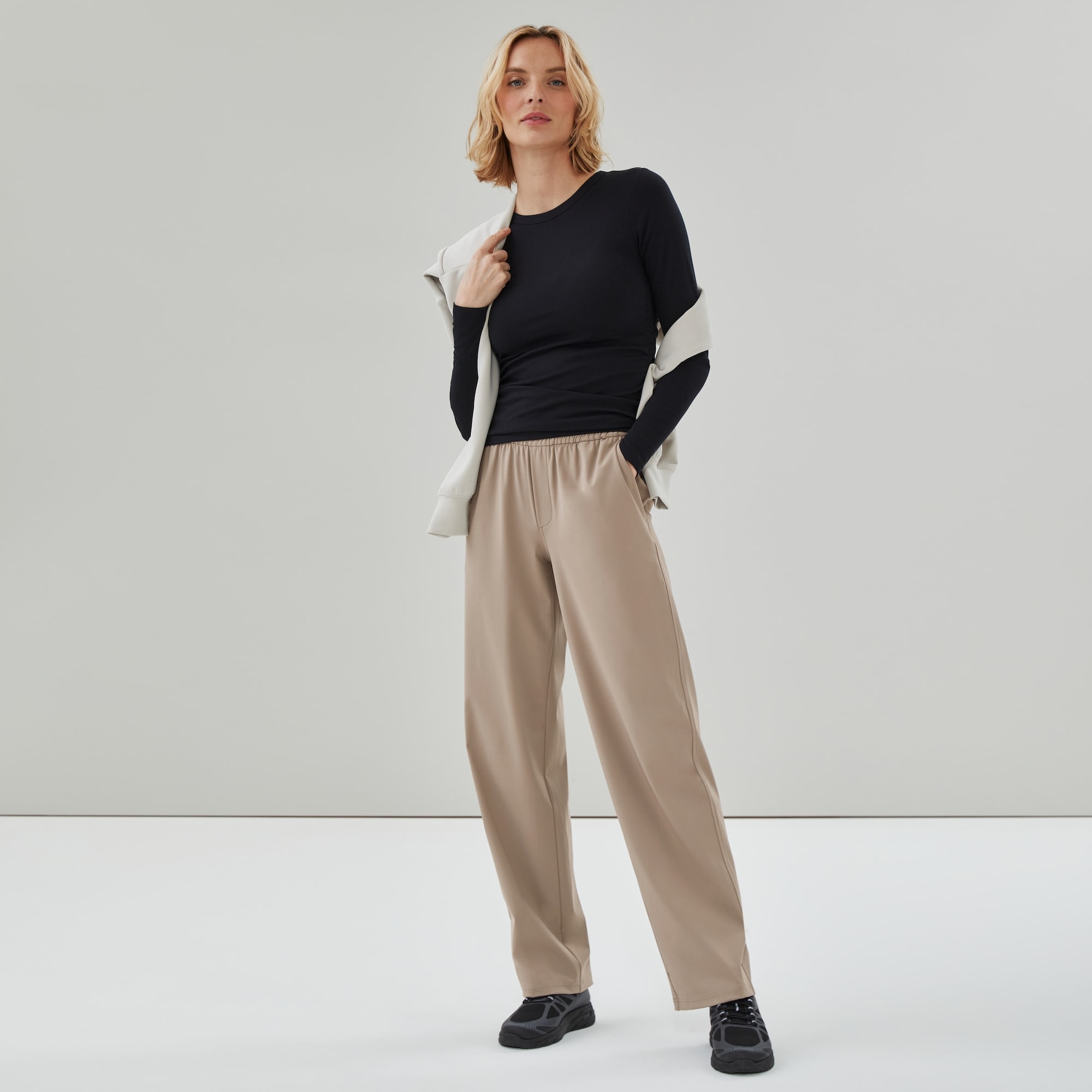 On-the-Go Wide Leg Pant