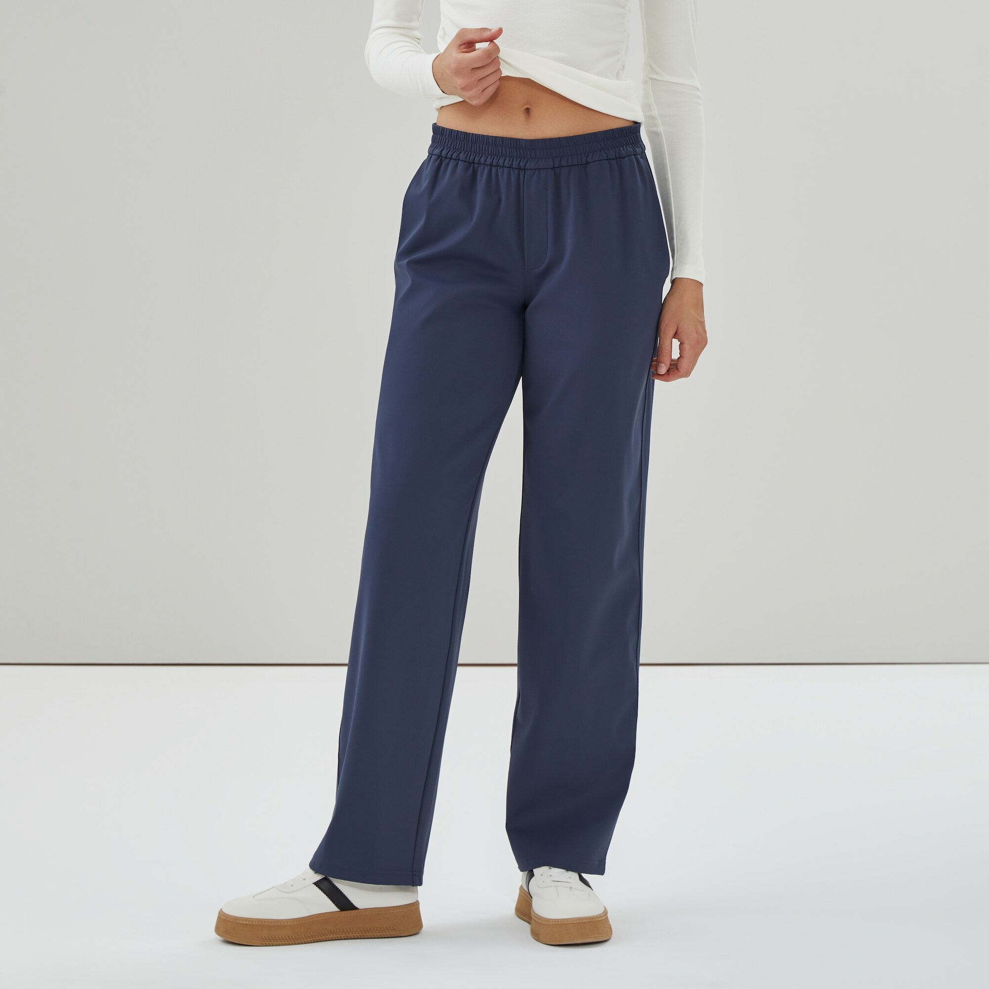 On-the-Go Wide Leg Pant