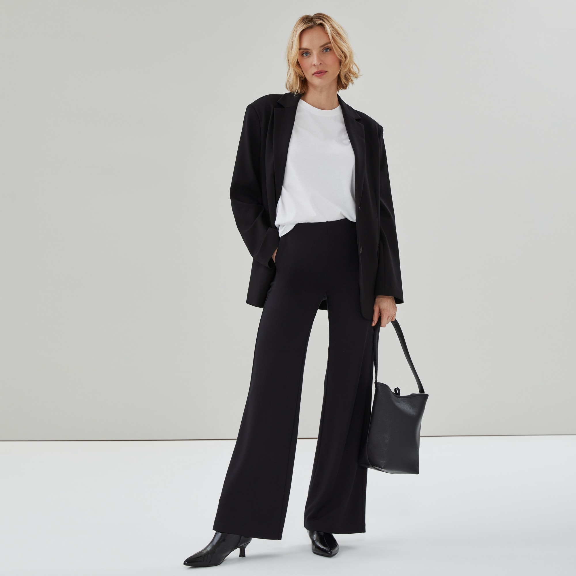 Pantalon à jambe large en point de Rome
