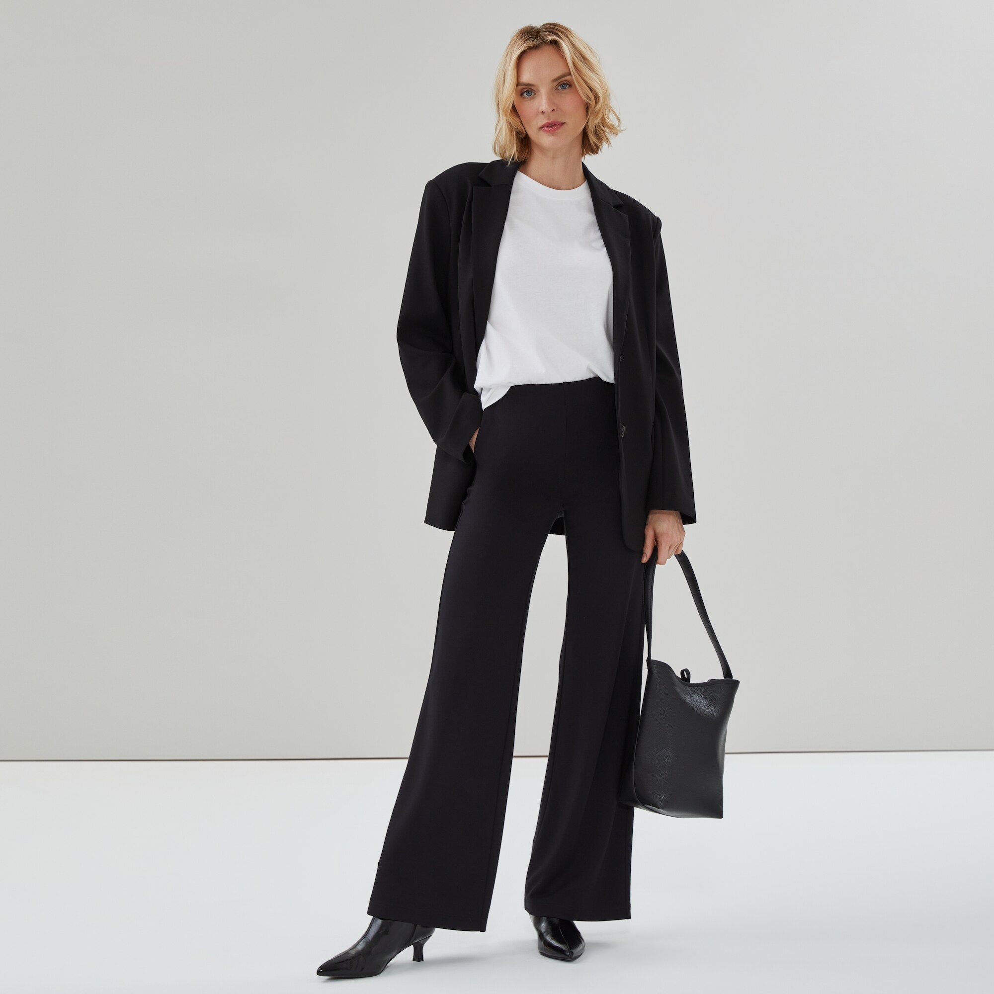 Pantalon à jambe large en point de Rome