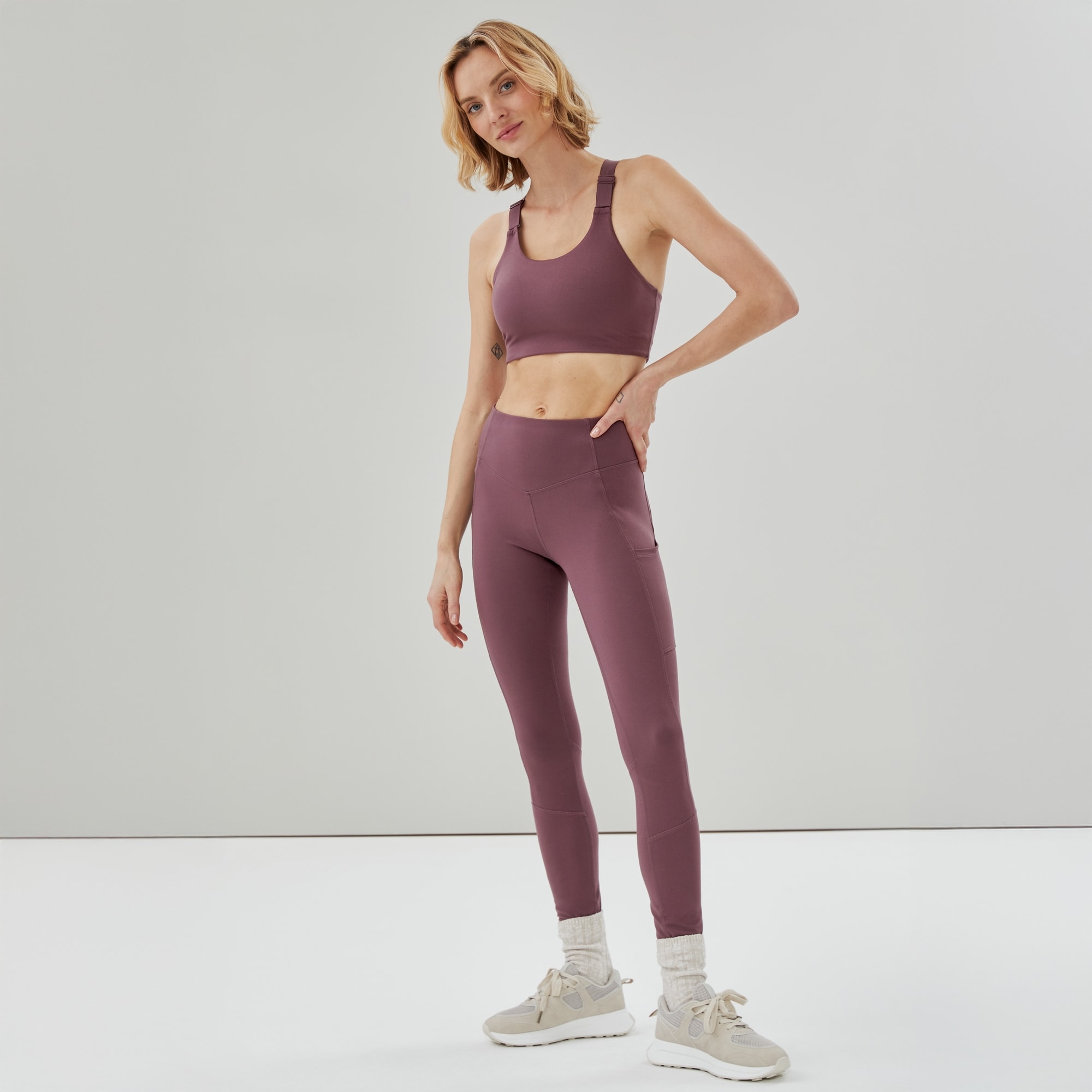 Active Momentum Sports Bra