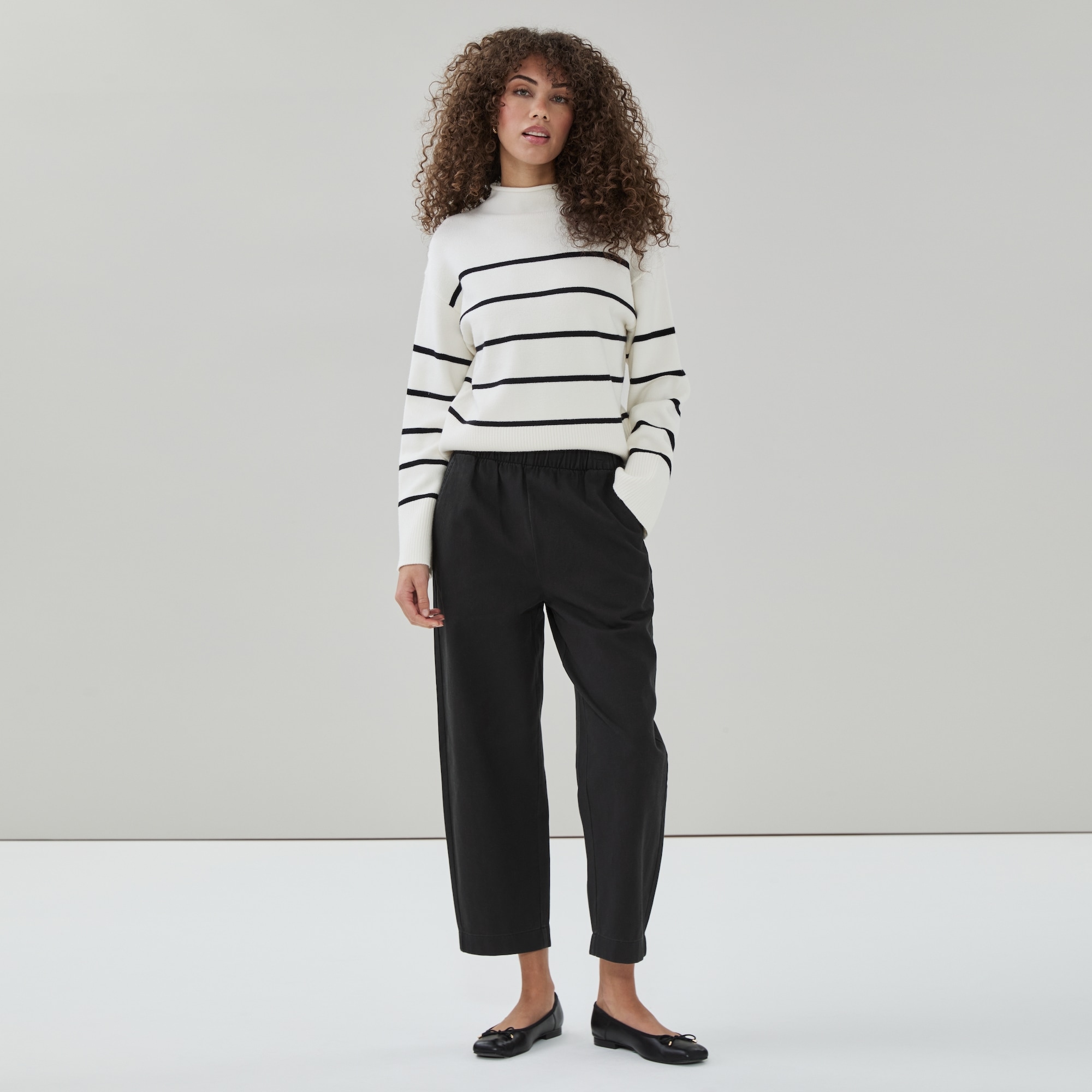 Pull-On Ankle Pant