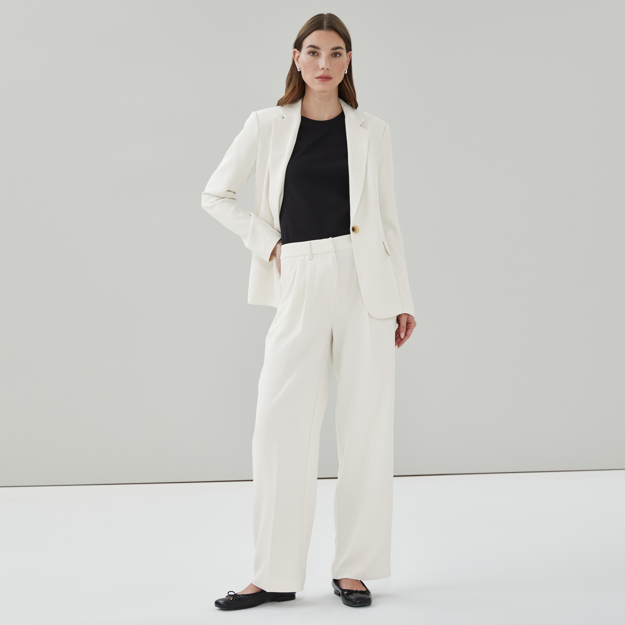 Wide Leg Pleated Trouser in Off White from Joe Fresh