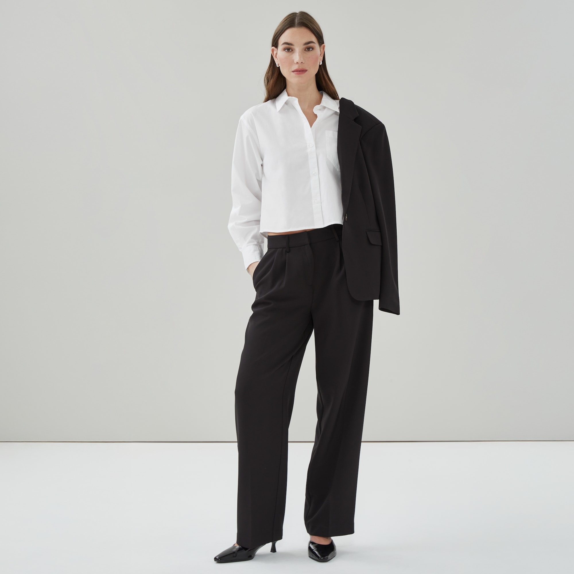 Wide Leg Pleated Trouser in JF Black from Joe Fresh