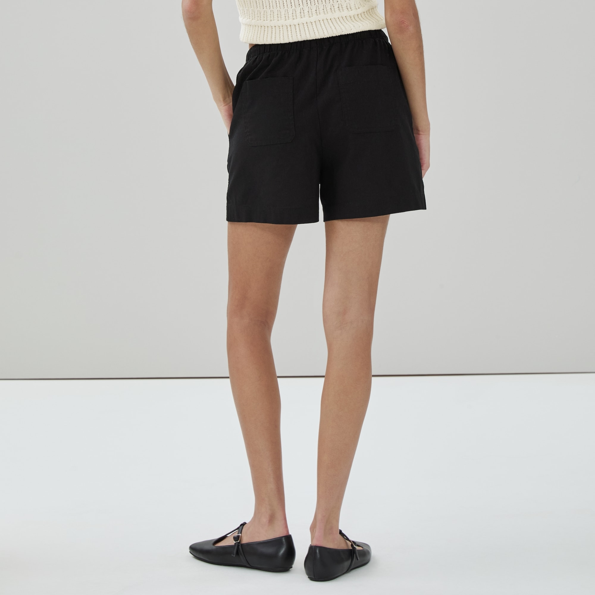 Linen Cotton Pull-On Short in JF Black from Joe Fresh