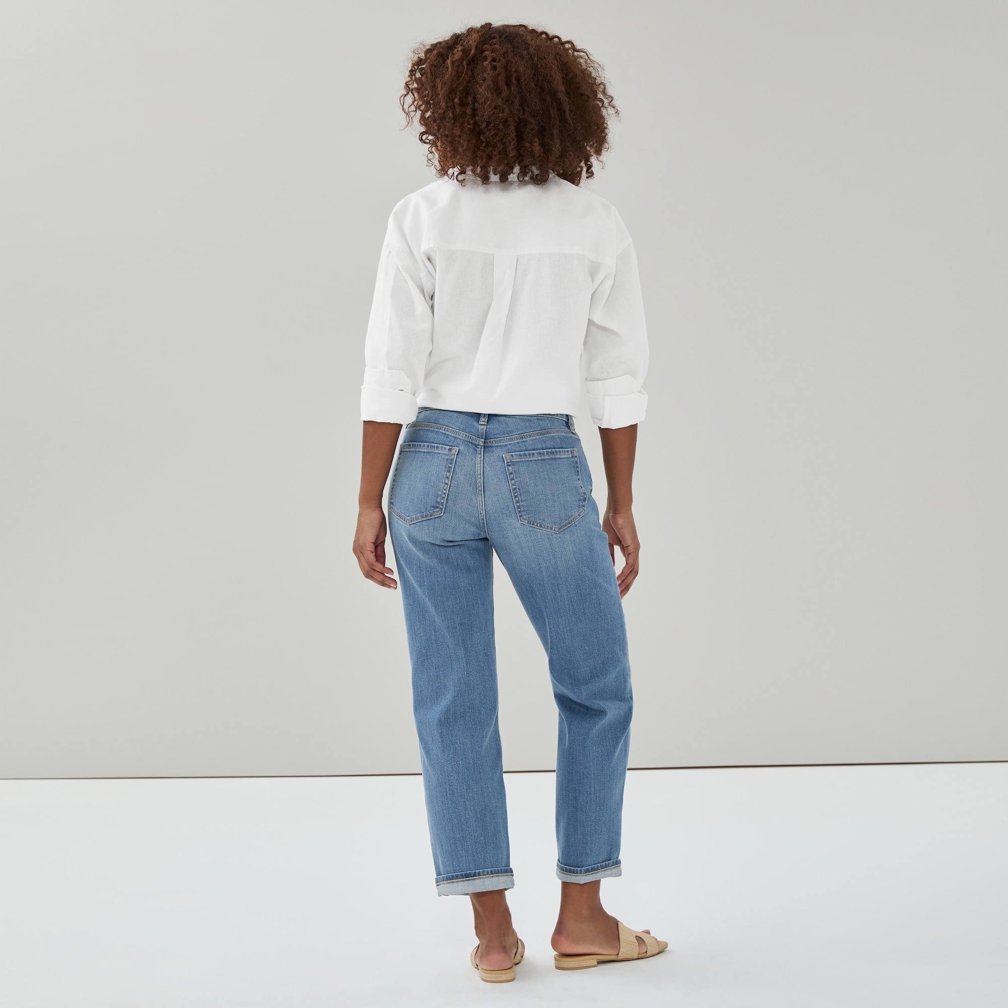 Relaxed Medium Wash Jean