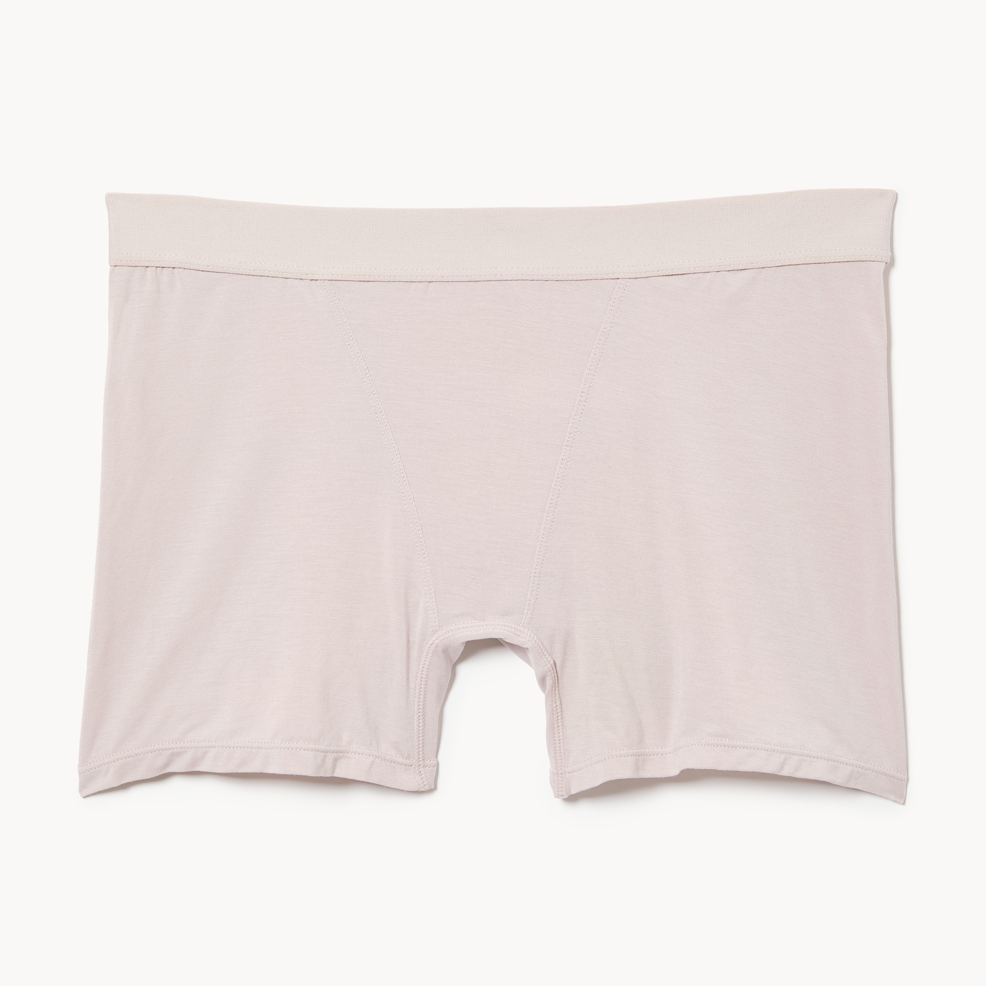 Short court en modal
