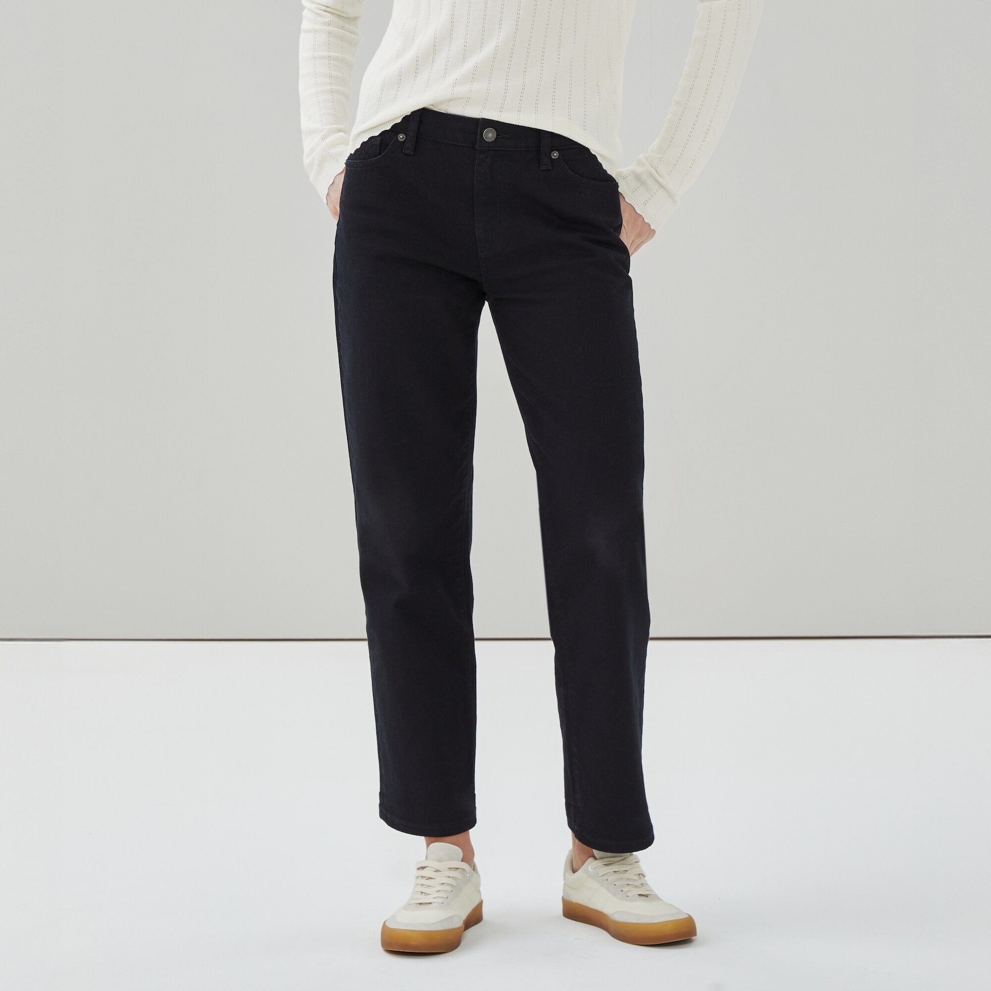 Relaxed Black Wash Jean