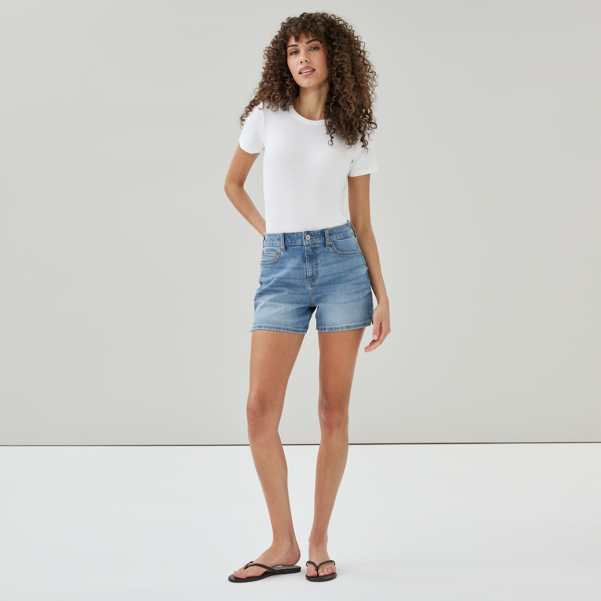 Short à taille haute délavé moyen