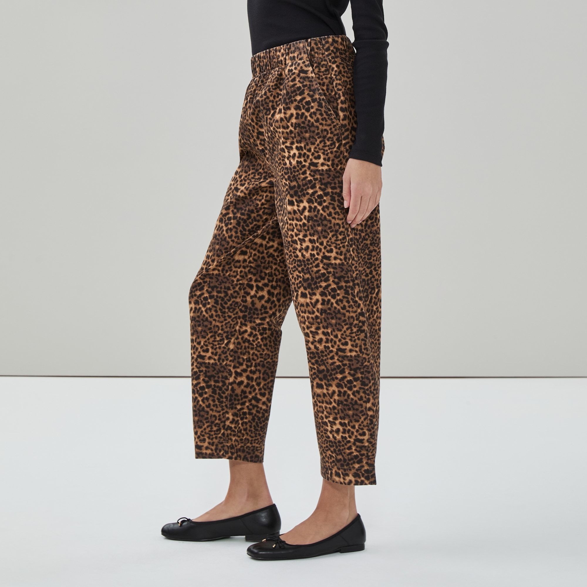 Pantalon imprimé à jambe large en sergé