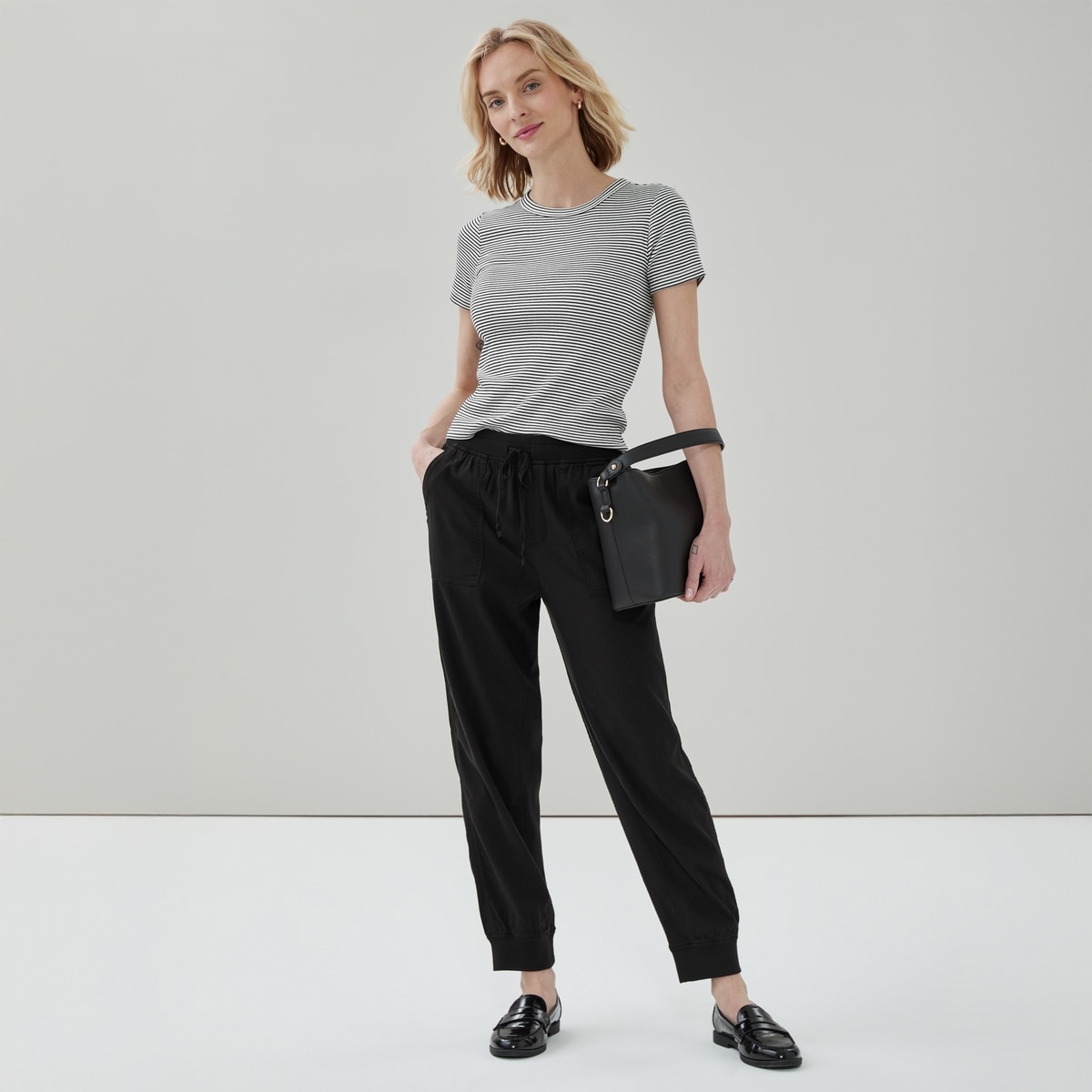 Mid Rise Jogger - Jf Black