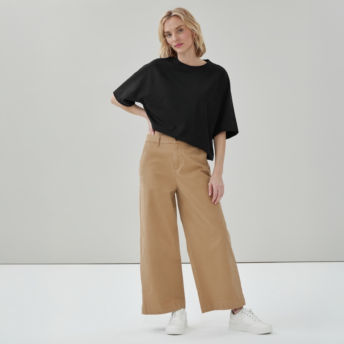 Wide Leg Chino Pant