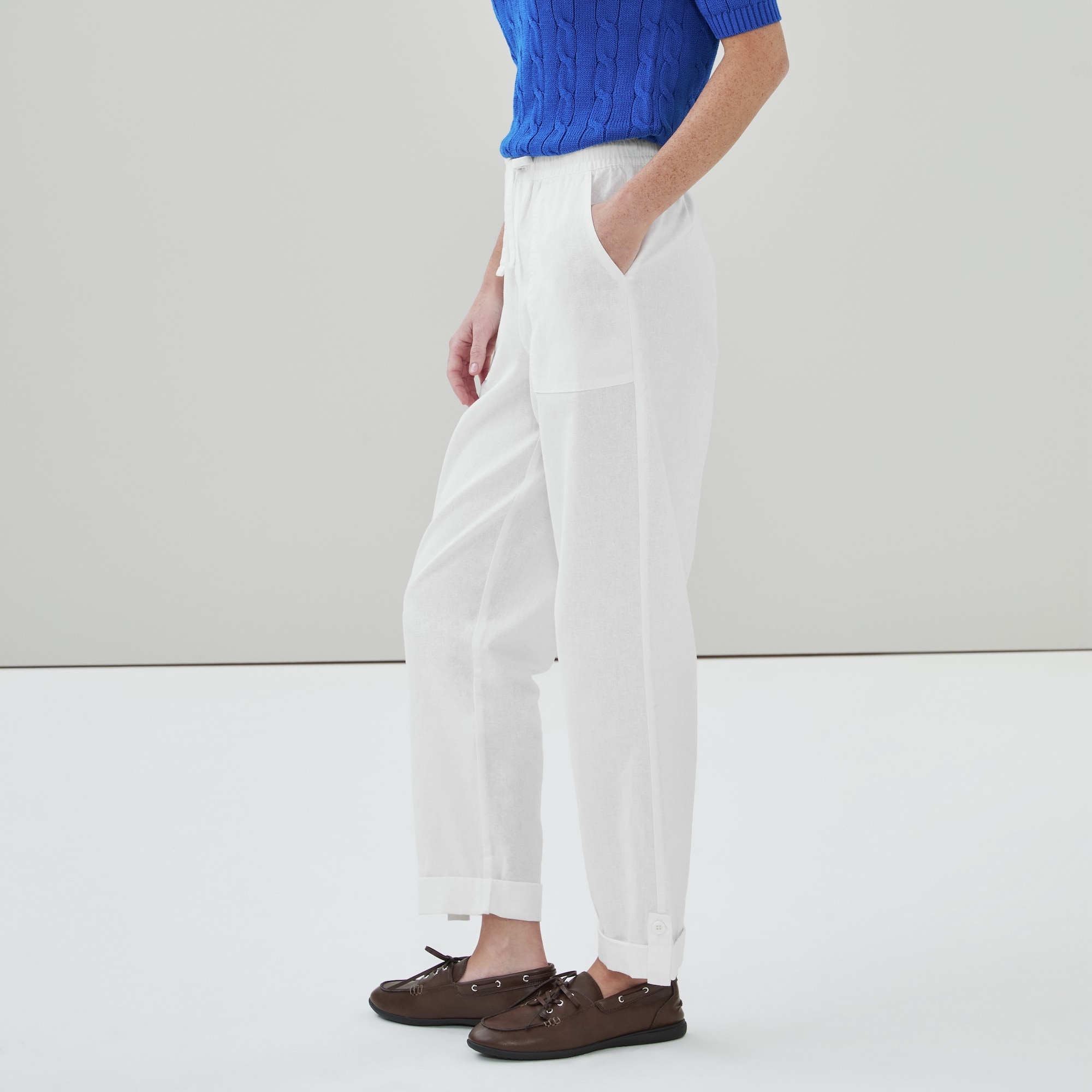 Linen Cotton Roll Cuff Pant in Bright White from Joe Fresh