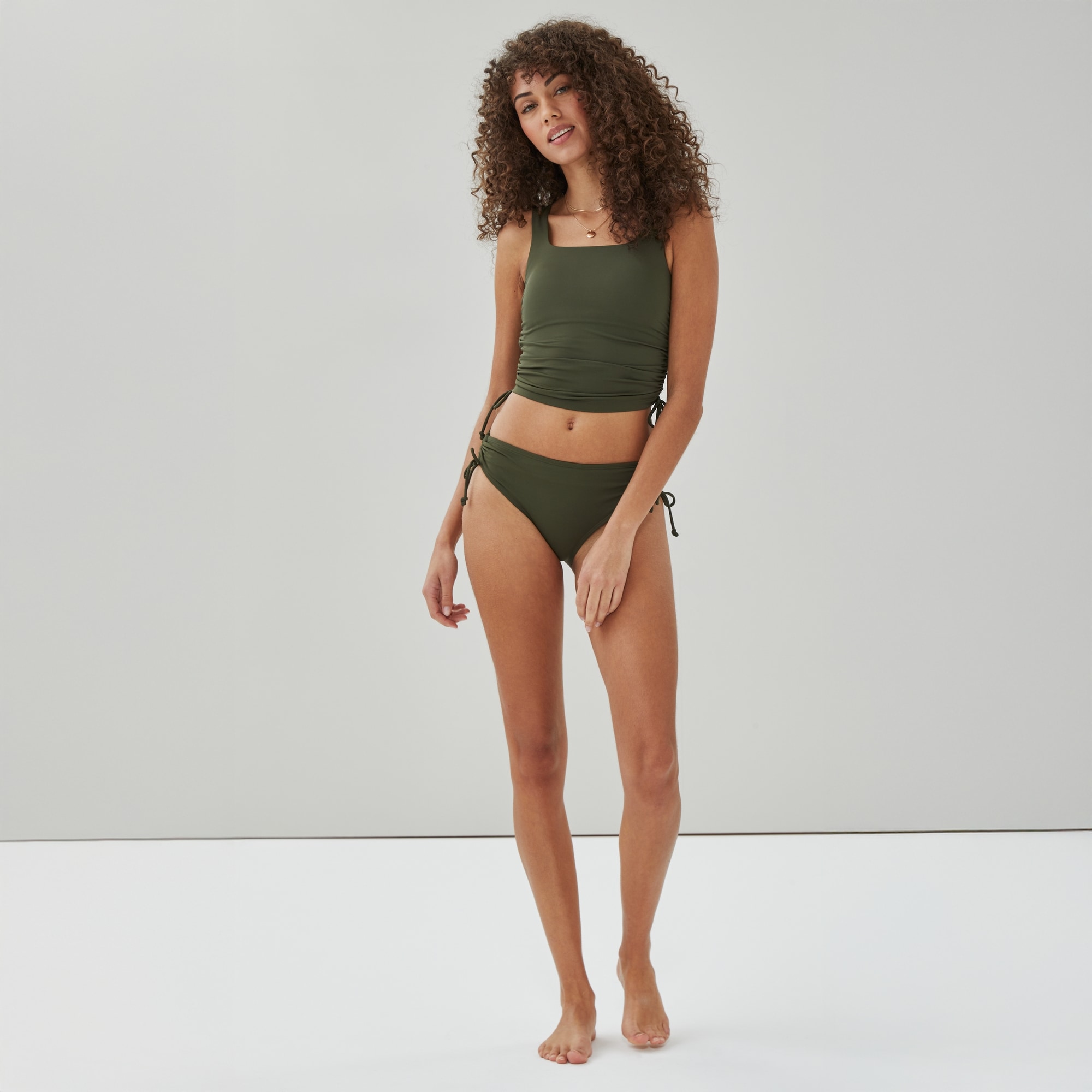 Tankini cintré sur les côtés
