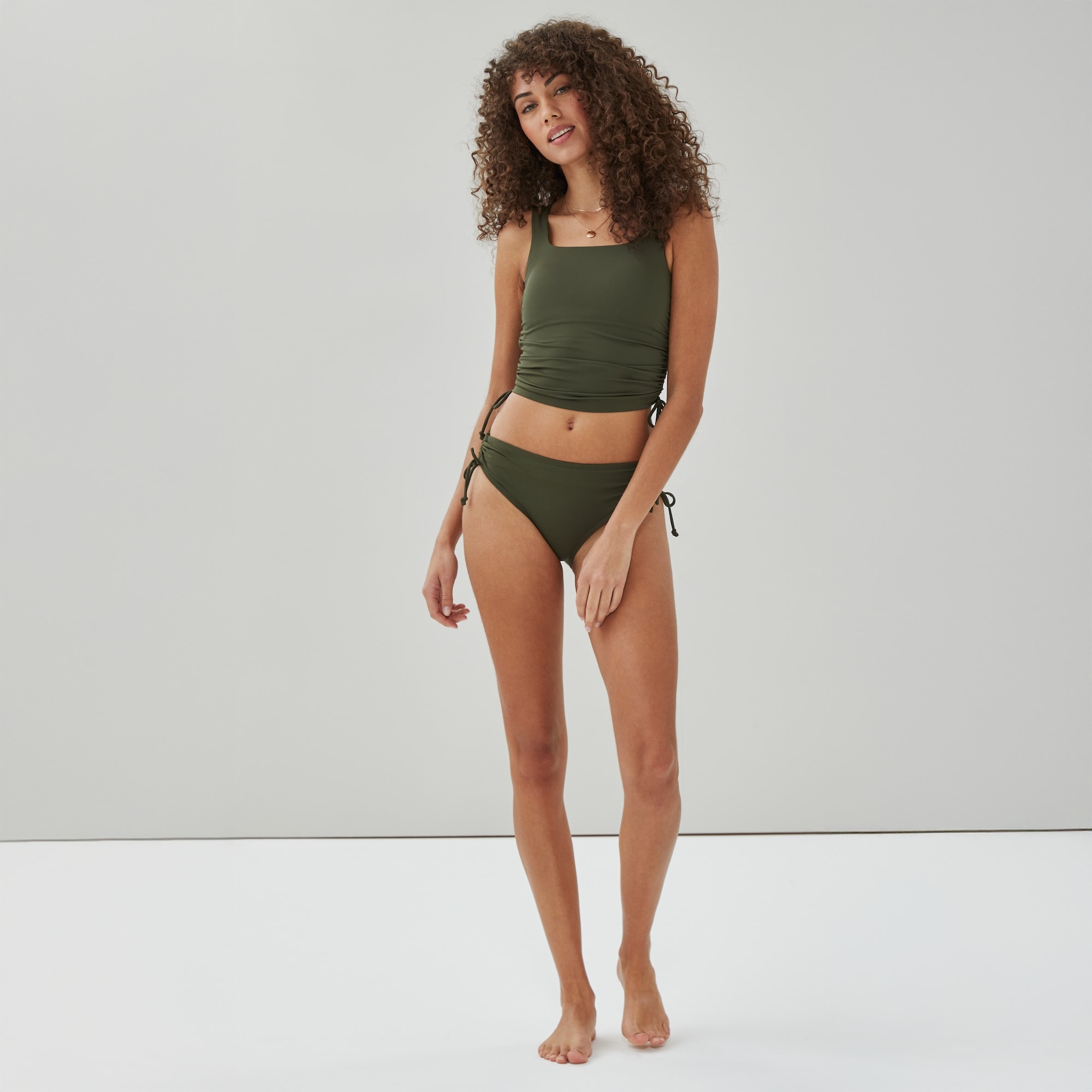Tankini cintré sur les côtés