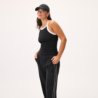 Cropped Tank Top - Black