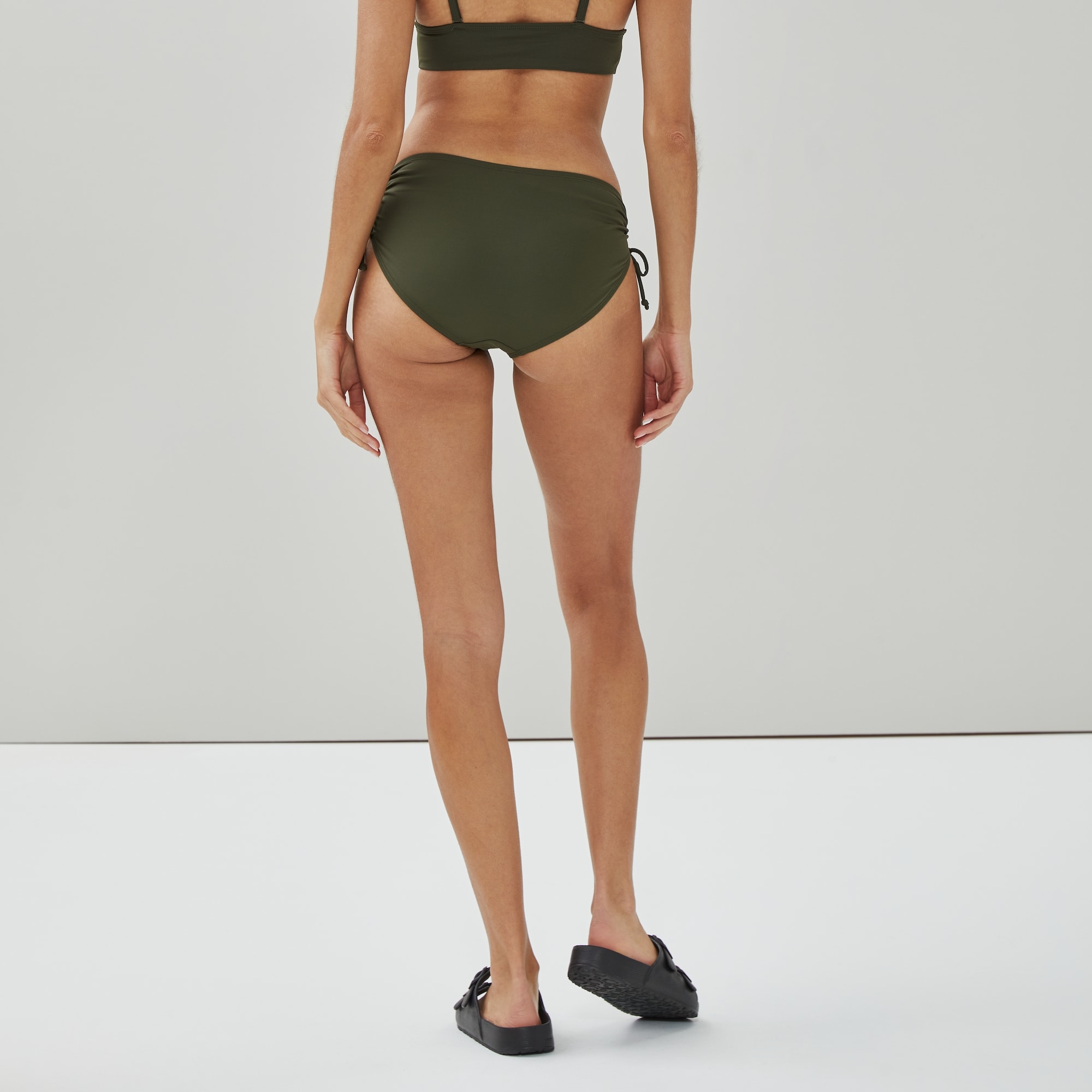 Culotte de maillot de bain à ruché sur les côtés
