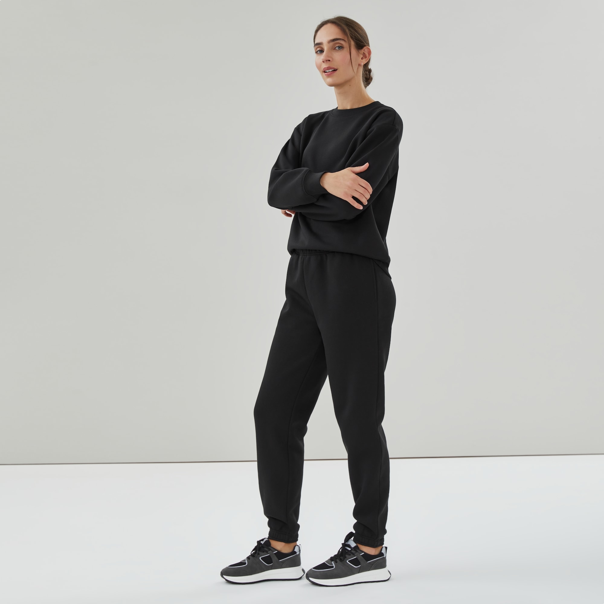 CozyFleece Relaxed Sweatpants in Black from Joe Fresh