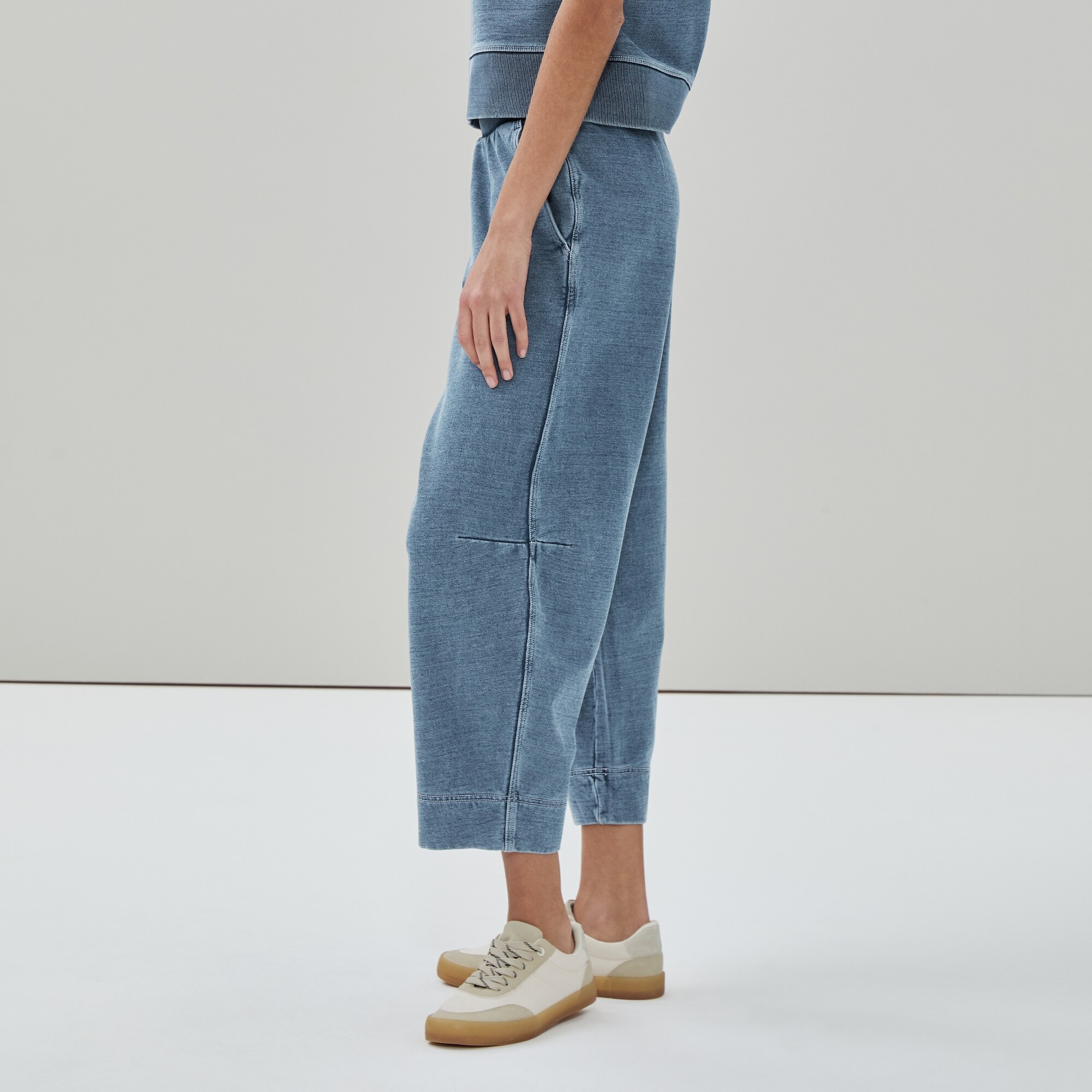 Active Barrel Leg Jogger