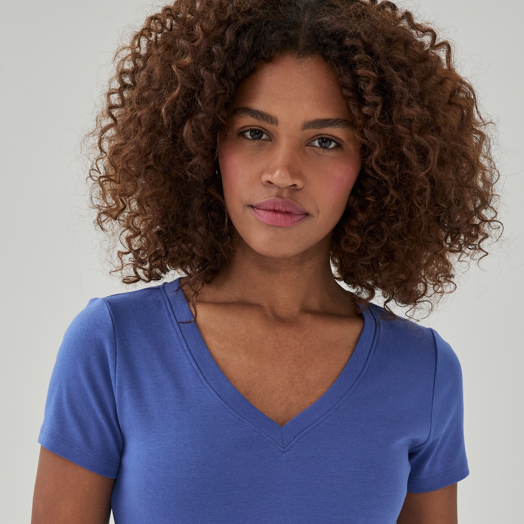 Essential Organic Cotton V-Neck T-Shirt