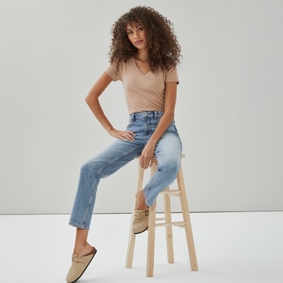 Joe Fresh T-shirt essentiel à col en V en coton biologique 1 ea, 16,00 $/1ch