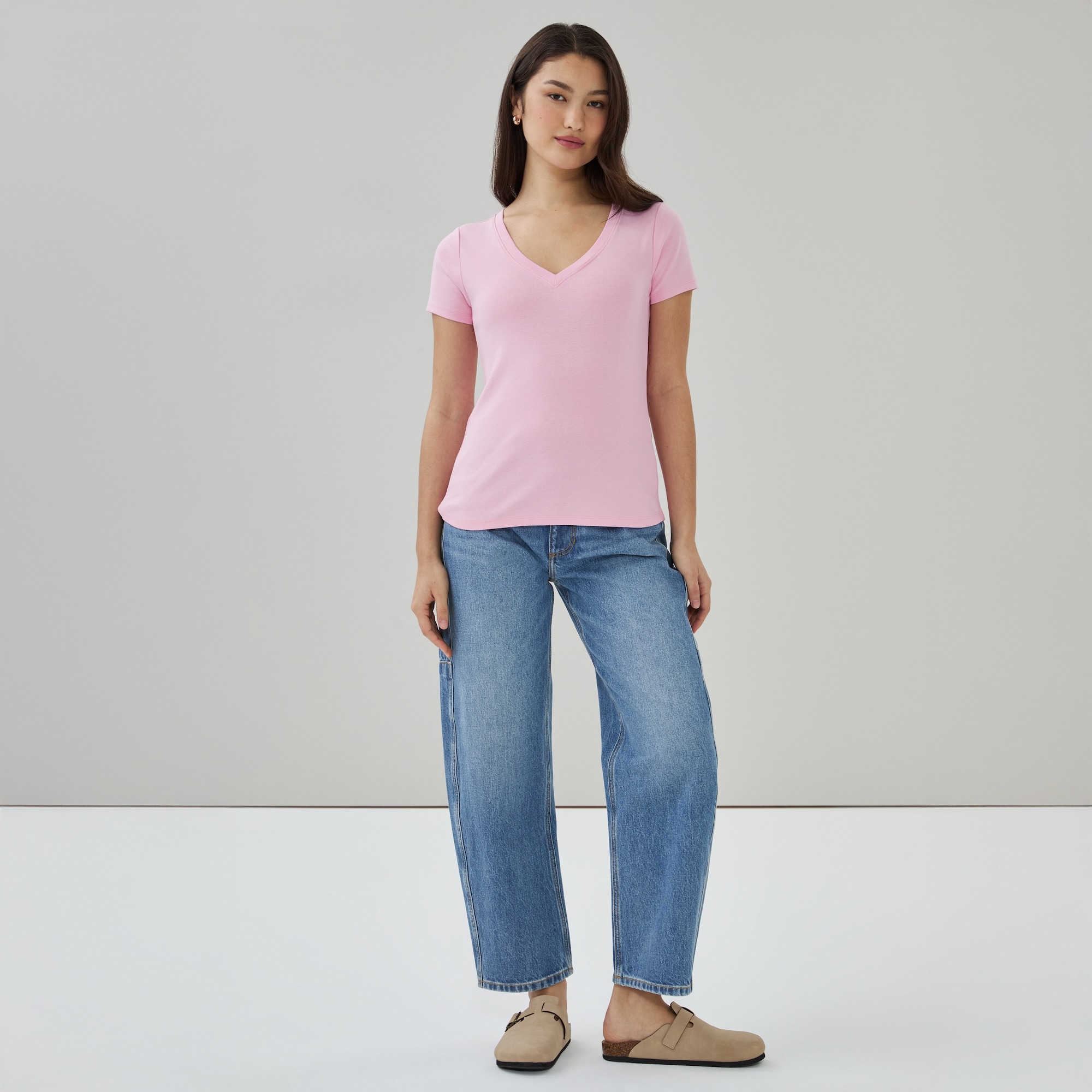 Essential Organic Cotton V-Neck T-Shirt