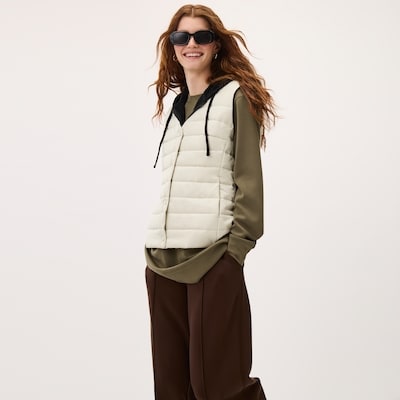 Lightweight Puffer Vest - Light Sand