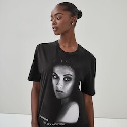 Joe Fresh Relaxed Celine Dion Graphic T-Shirt - 1 ea | Zehrs