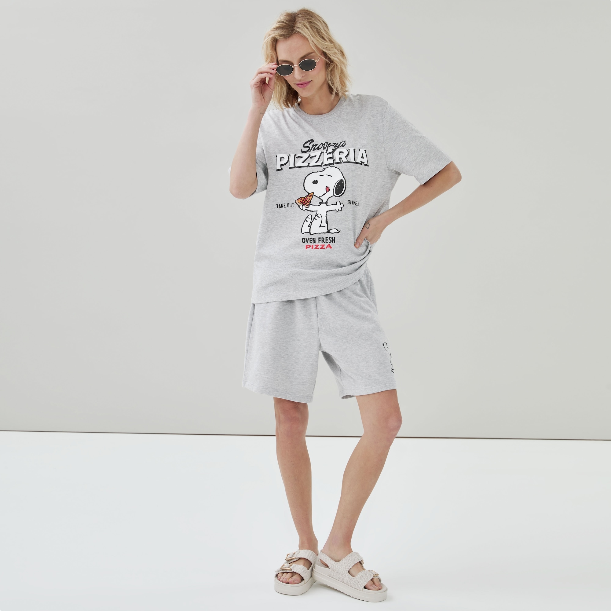 Peanuts Snoopy Relaxed Graphic T-Shirt in Light Grey Mix from Joe