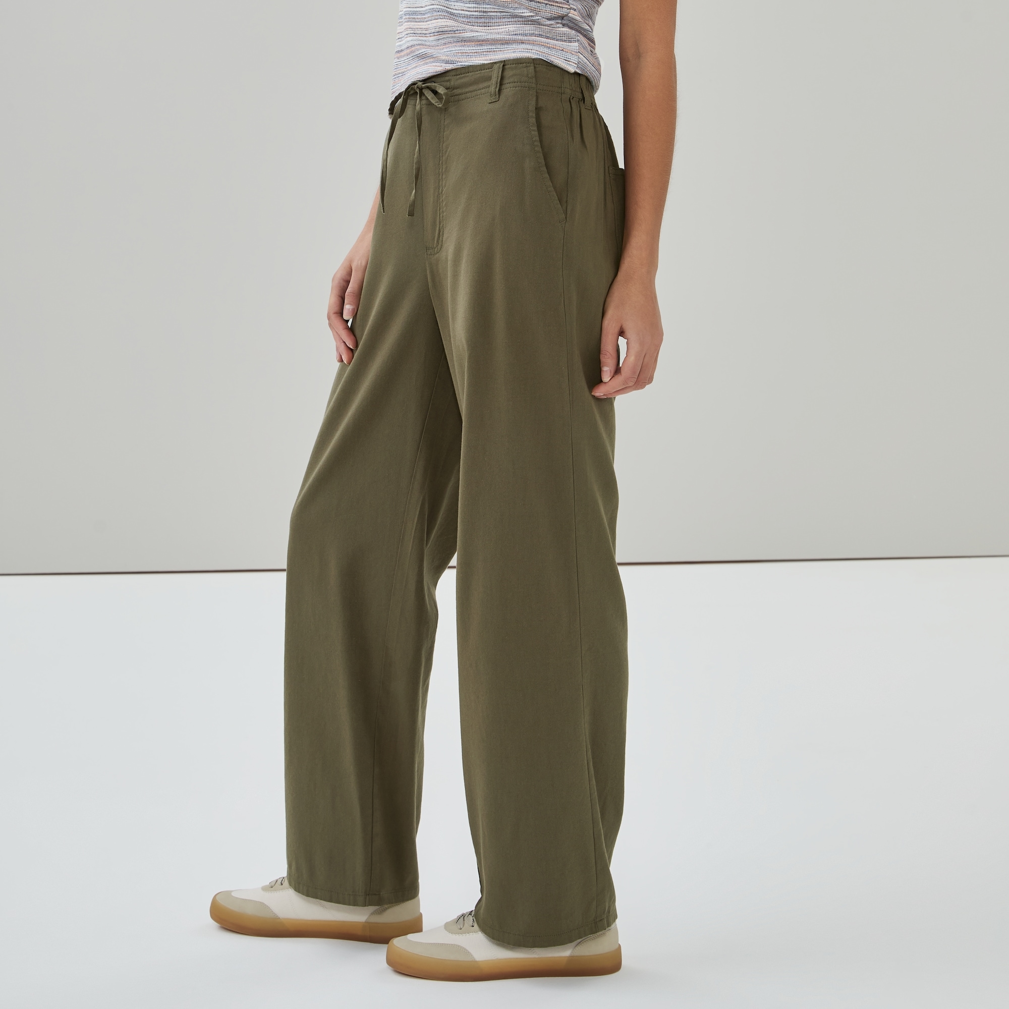 Dark Olive Wash Pull-On Pant in Dark Olive from Joe Fresh
