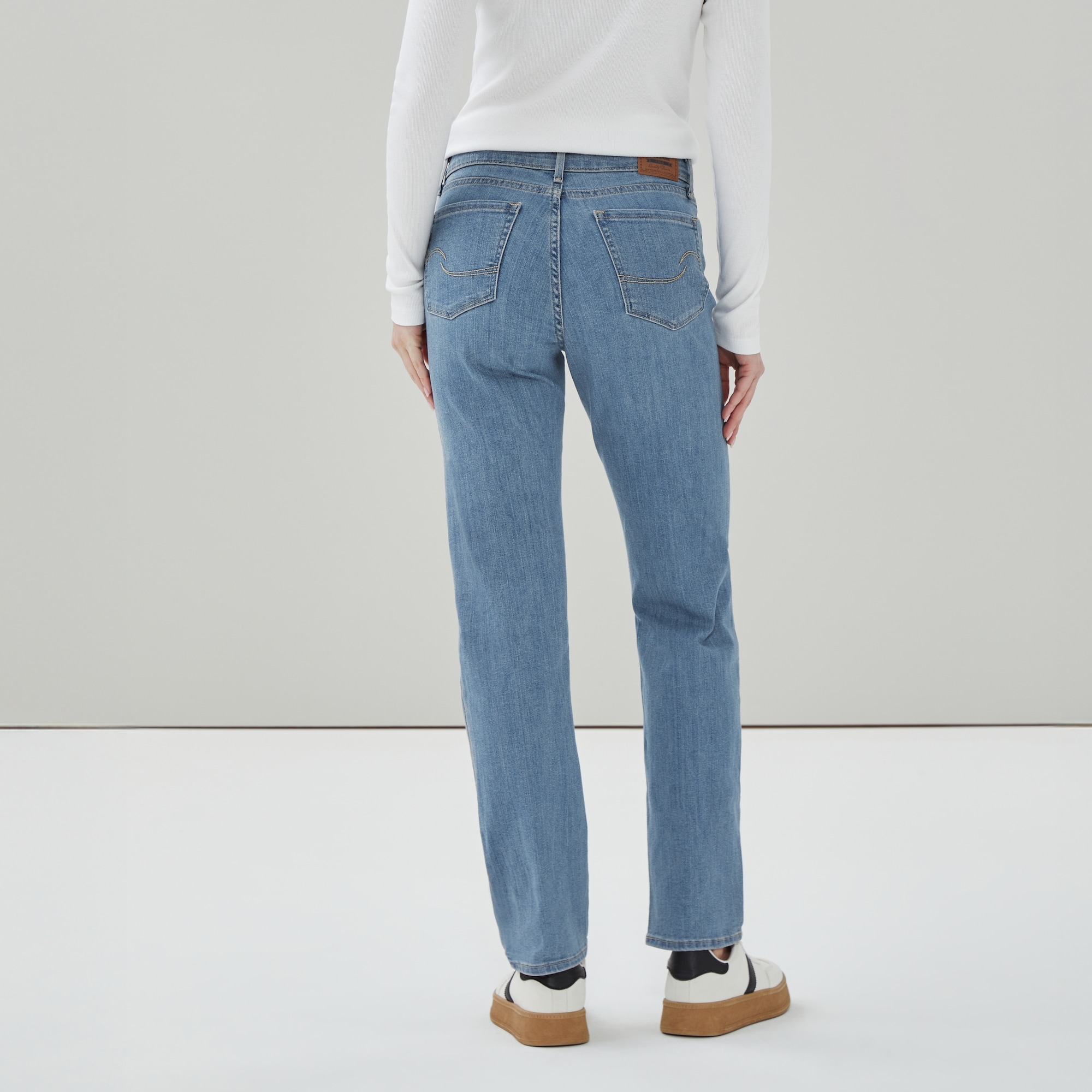 Levi Strauss Signature™ Gold Straight Jean
