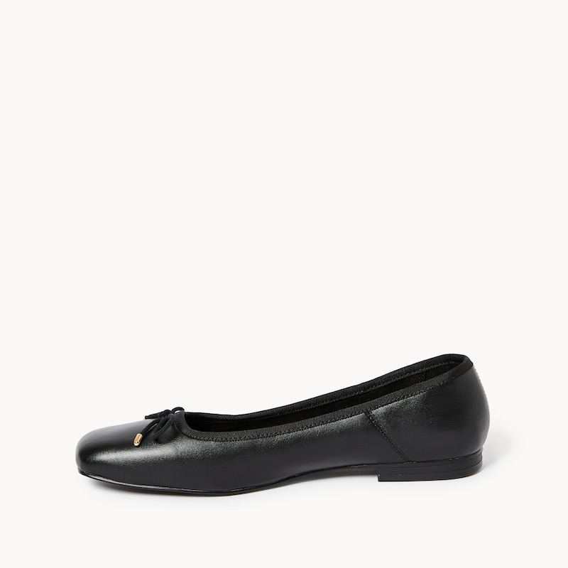 Square Toe Flats