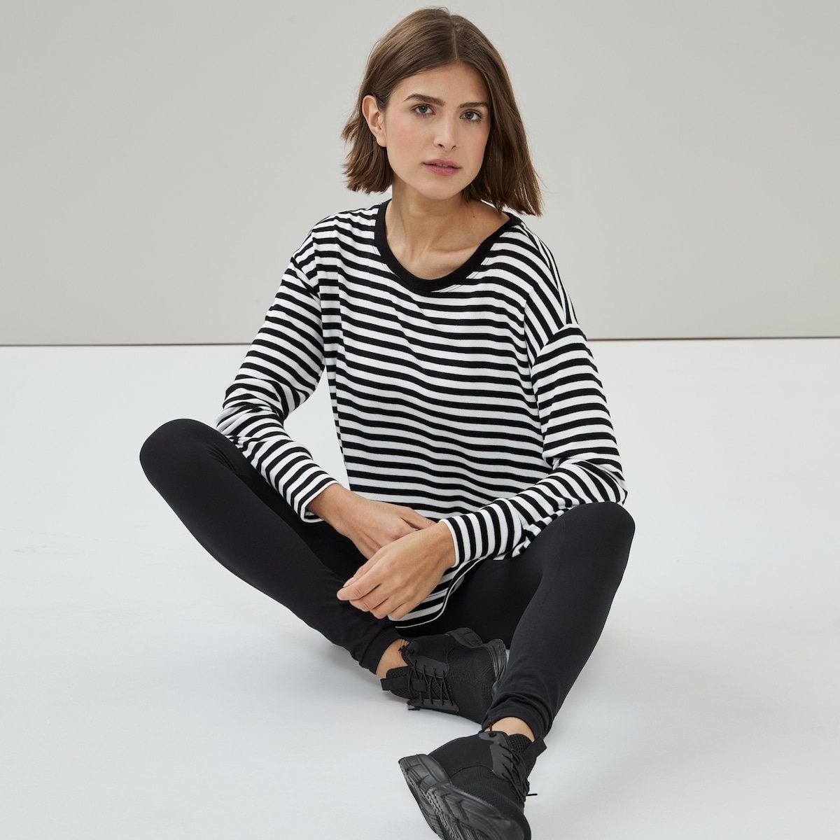 Active Striped Lounge Sweatshirt - Black