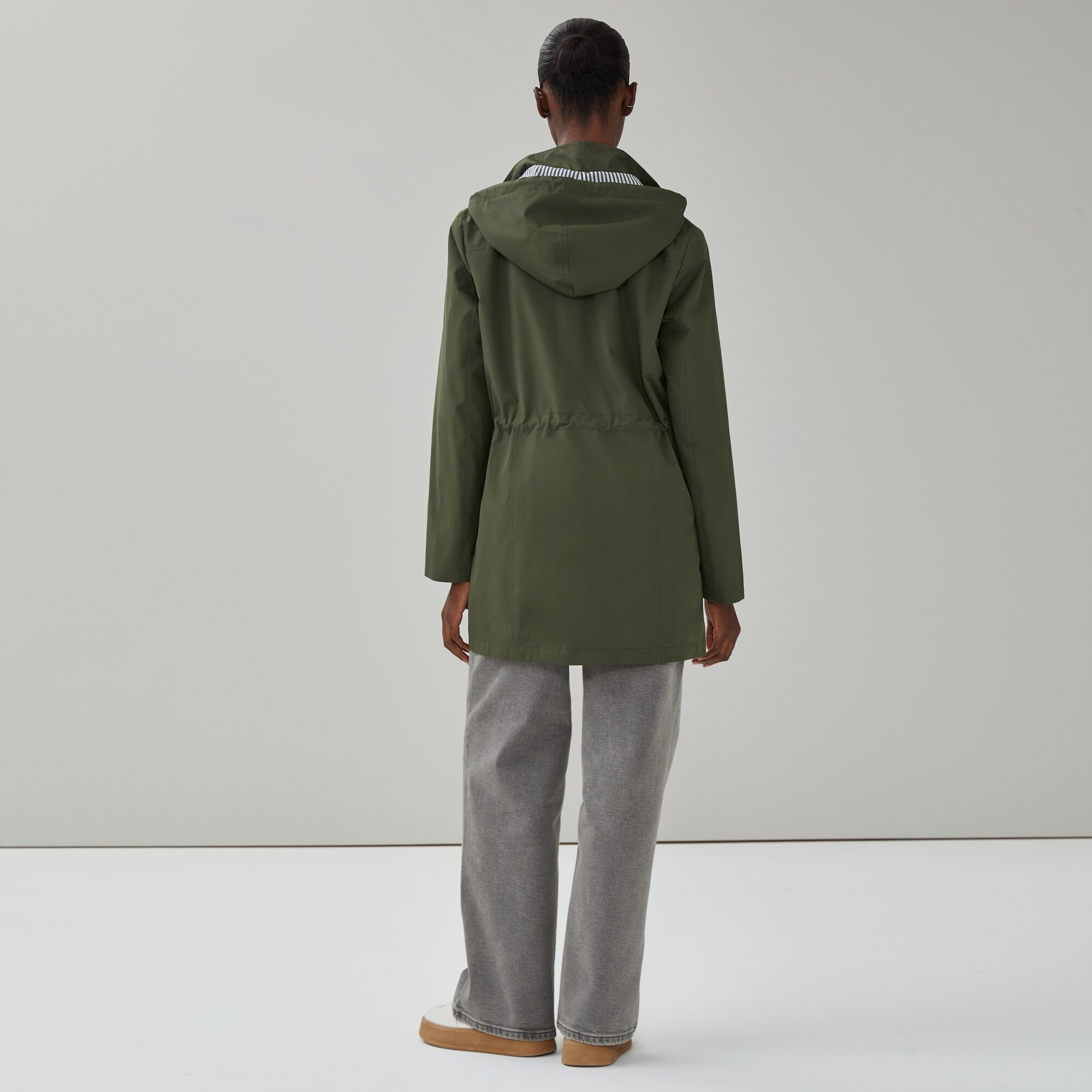 Veste imperméable à capuchon NVLT