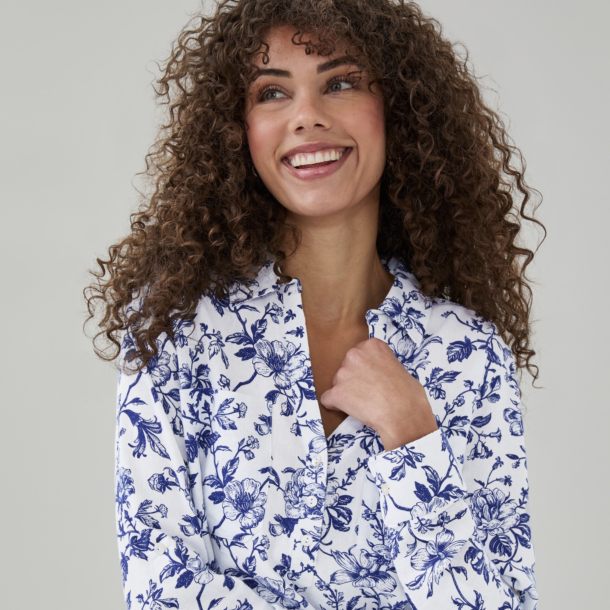 Ellen Tracy Linen Blend Shirt