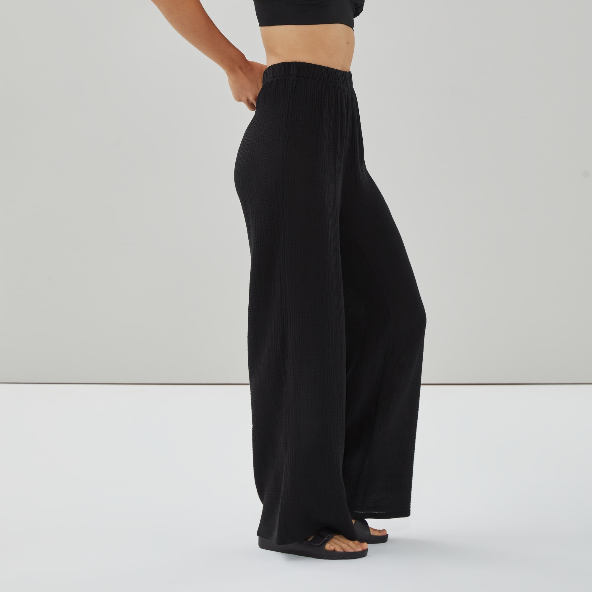 Pantalon cache-maillot de bain en gaze