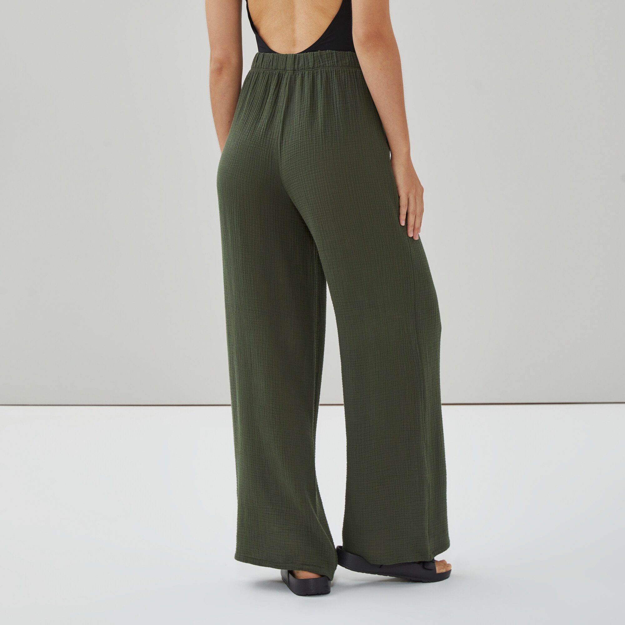 Pantalon cache-maillot de bain en gaze