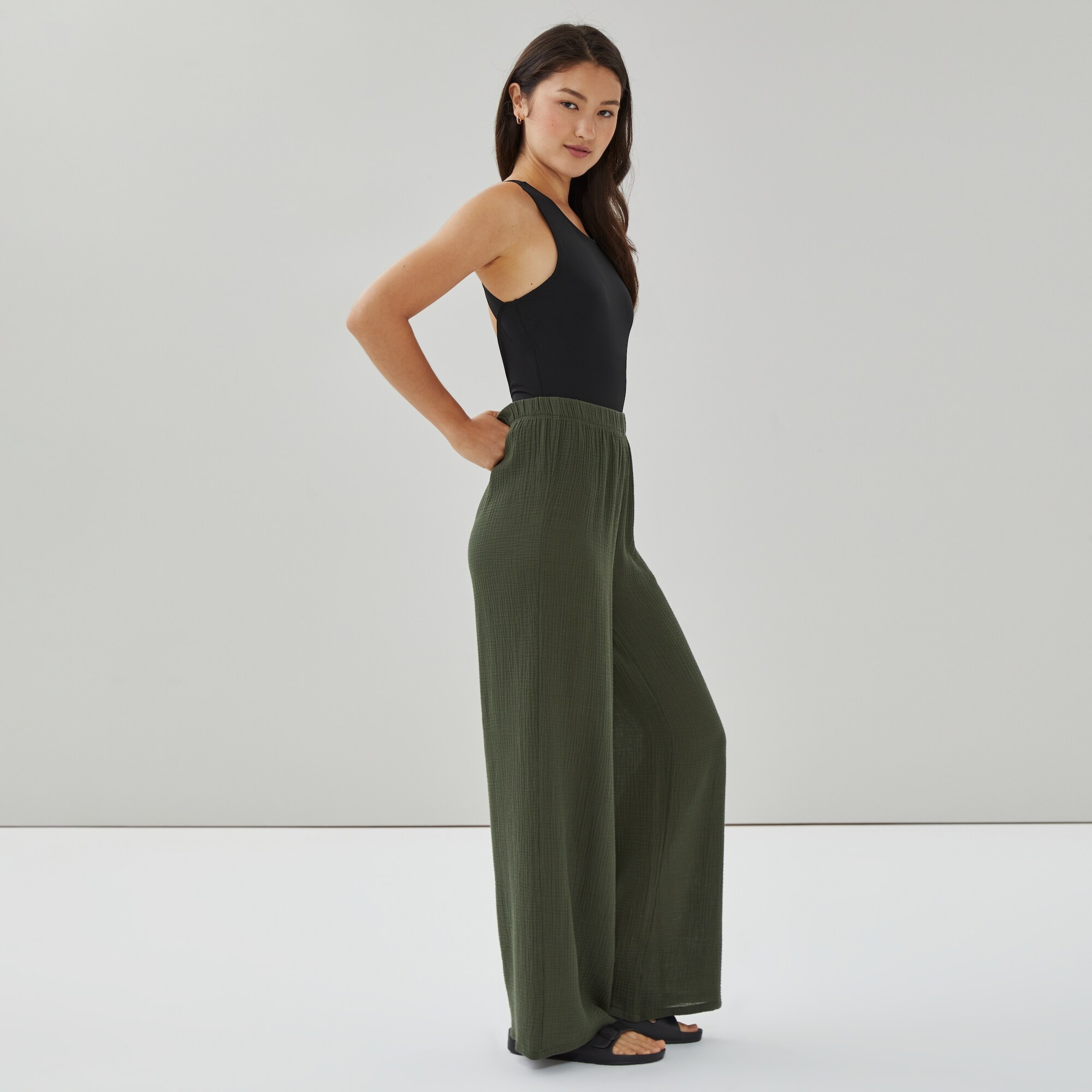 Pantalon cache-maillot de bain en gaze