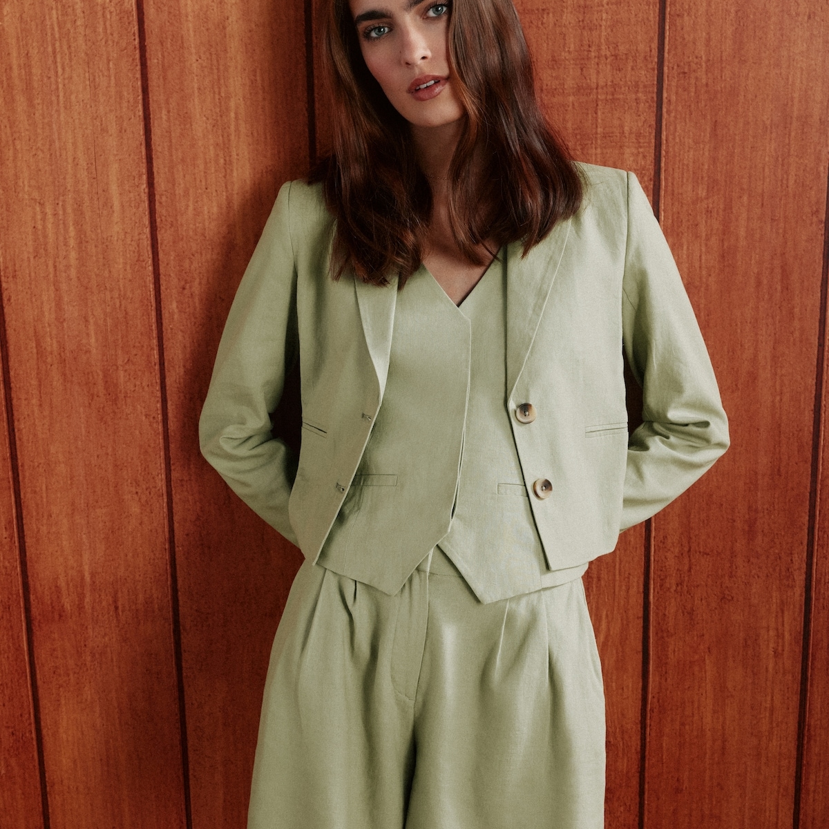 Linen Blend Cropped Blazer - Khaki Green