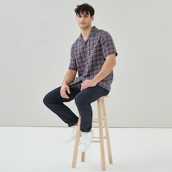 Joe Fresh Chemise à col cubain pour hommes 1 ea, 35,00 $/1ch