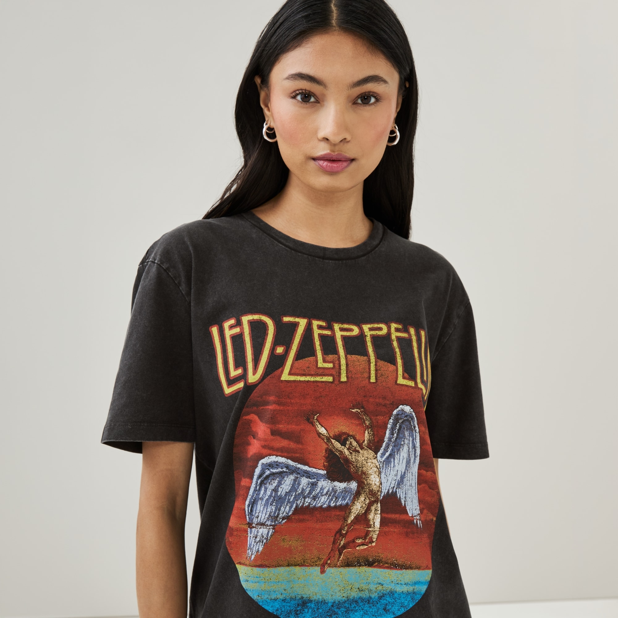 LED ZEPPELIN Tシャツ Lサイズ Adult Led Zeppelin T-Shirt in Black Mix from Joe Fresh