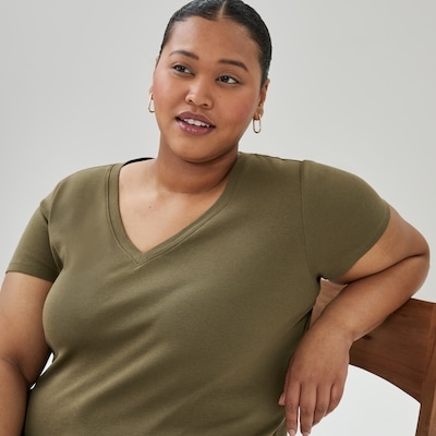 Women+ Organic Cotton V-Neck T-Shirt - Olive