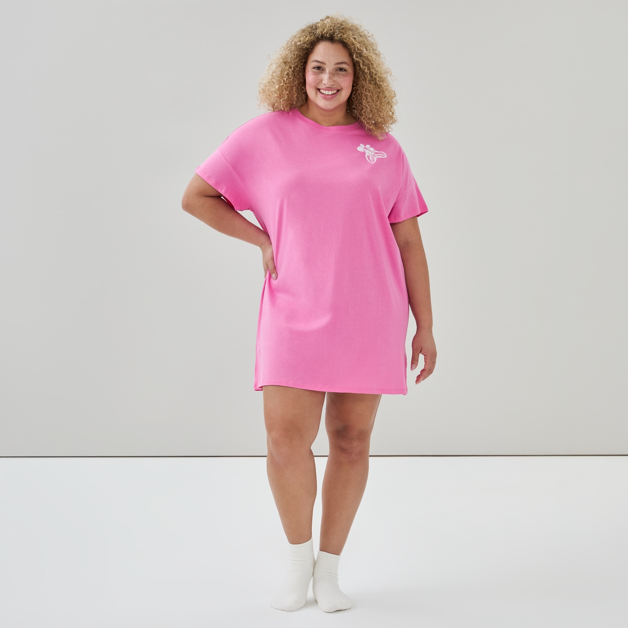 Robe de nuit ample imprimée Femmes+ in Rose from Joe Fresh