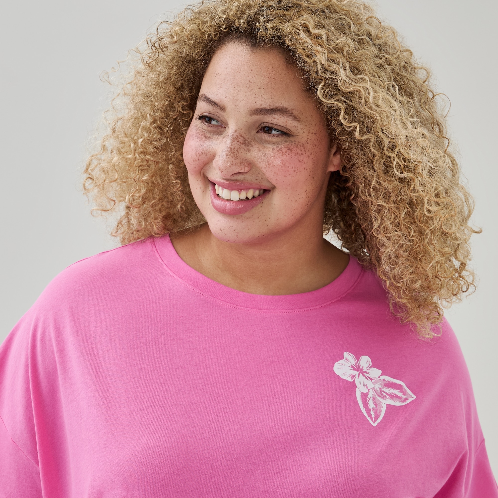 Robe de nuit ample imprimée Femmes+ in Rose from Joe Fresh