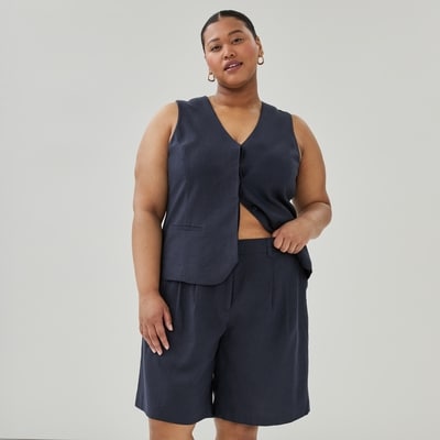 Joe Fresh Women+ Linen Blend Pleated Trouser Short 1 ea, $35.00/1ea