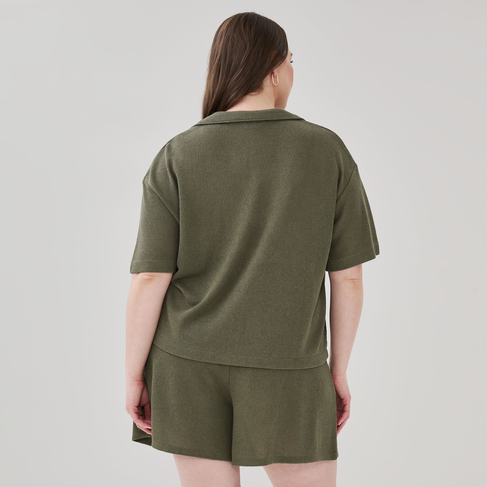 Chemise décontractée à col cubain Femmes+